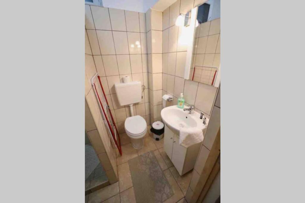 Hbr Friendly Apartment Sighisoara Bagian luar foto